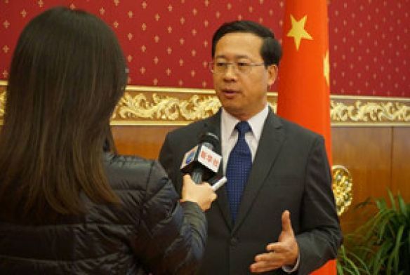 http://thaithavorn.com/uploadfile/2014/0826/20140826104549776.jpg