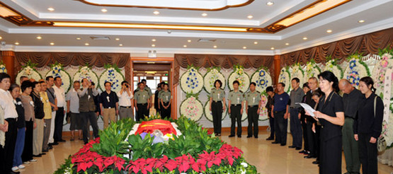 http://thaithavorn.com/uploadfile/2014/0909/20140909015835740.jpg