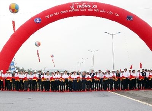 http://thaithavorn.com/uploadfile/2014/0922/20140922104459819.jpg