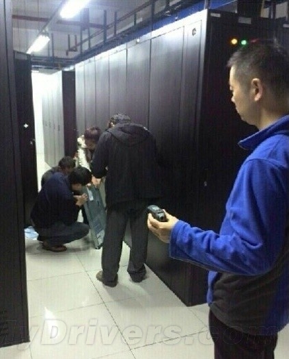 http://thaithavorn.com/uploadfile/2014/1124/20141124024748114.jpg