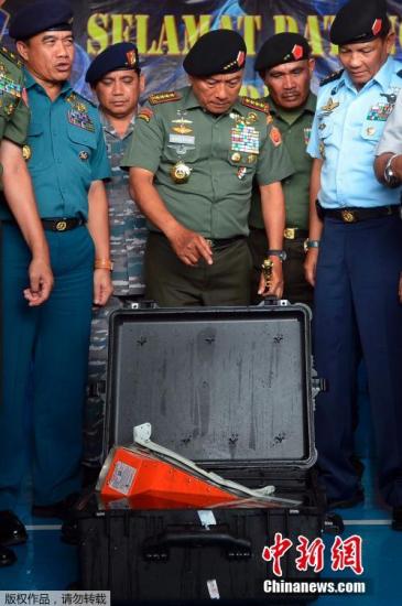 http://thaithavorn.com/uploadfile/2015/0113/20150113042042722.jpg