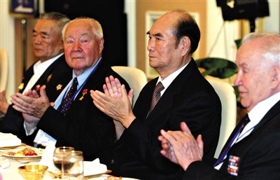 http://thaithavorn.com/uploadfile/2015/0115/20150115110445925.jpg