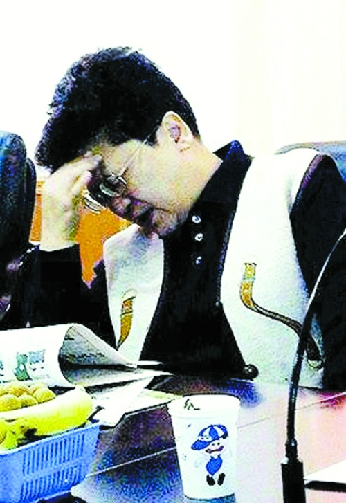 http://thaithavorn.com/uploadfile/2015/0424/20150424095734615.jpg