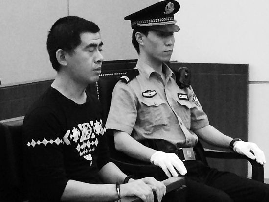 http://thaithavorn.com/uploadfile/2015/0618/20150618041120944.jpg